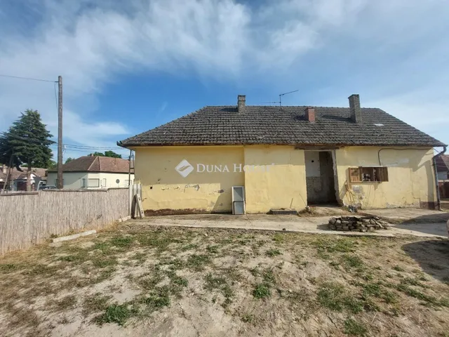 Eladó ház Dávod 71 nm