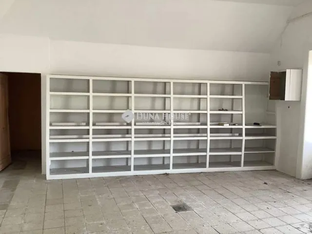 Kiadó kereskedelmi és ipari ingatlan Bácsalmás 88 nm