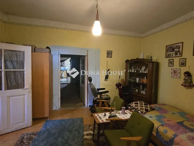 Eladó ház Kunbaja 102 nm