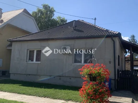 Eladó ház Hőgyész 86 nm