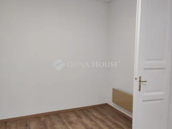 Eladó lakás Kalocsa 68 nm