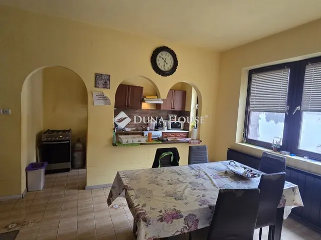 Eladó ház Bácsalmás 150 nm