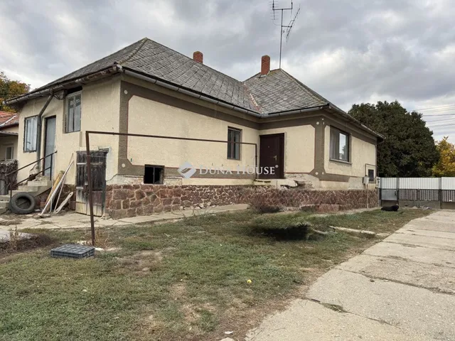 Eladó ház Sióagárd 108 nm