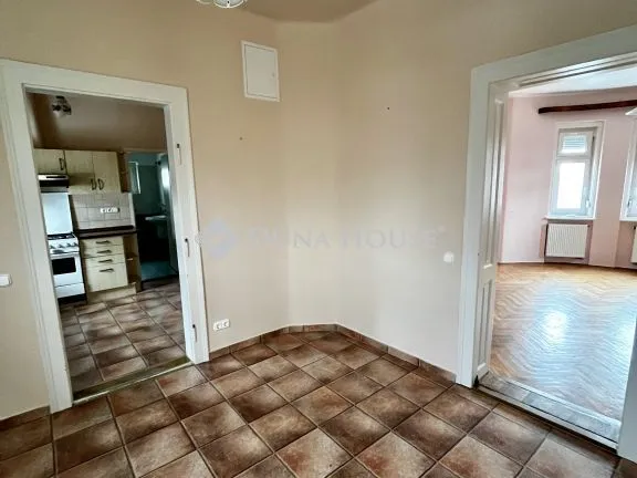 Kiadó ház Szekszárd, Táncsics Mihály utca 100 nm