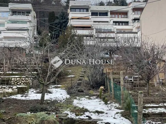 Eladó telek Szekszárd 101 nm