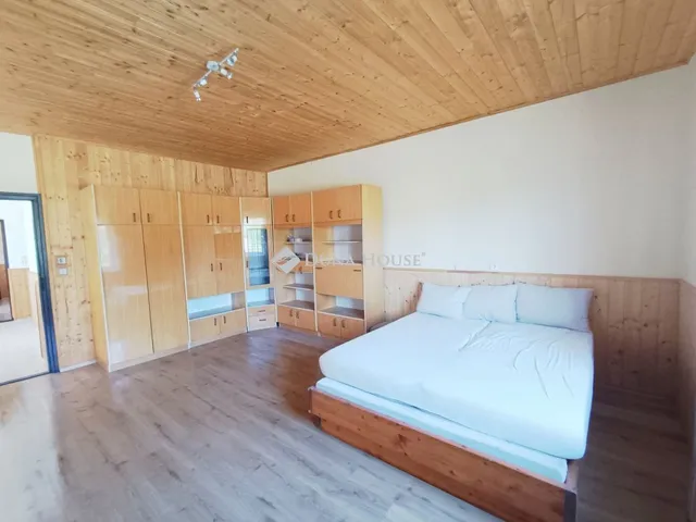 Eladó ház Kistormás 131 nm