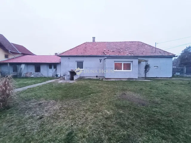 Eladó ház Tolna 78 nm