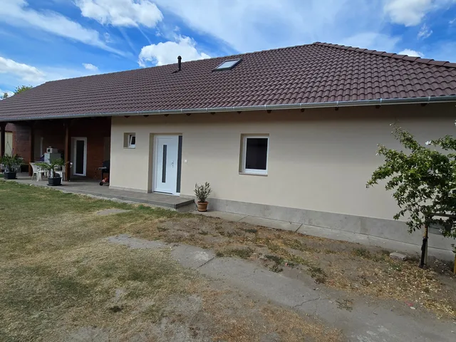 Eladó ház Kiskunhalas, Felsőváros 142 nm
