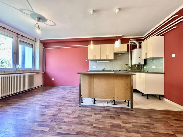 Eladó lakás Kecskemét, Belváros 84 nm