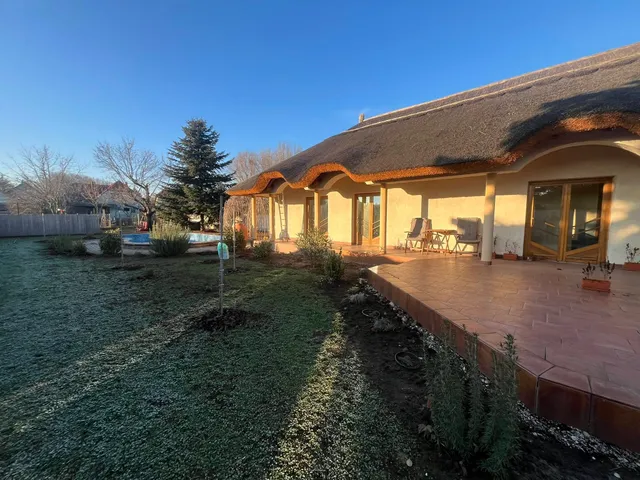 Eladó ház Kecskemét, Hetényegyháza 160 nm