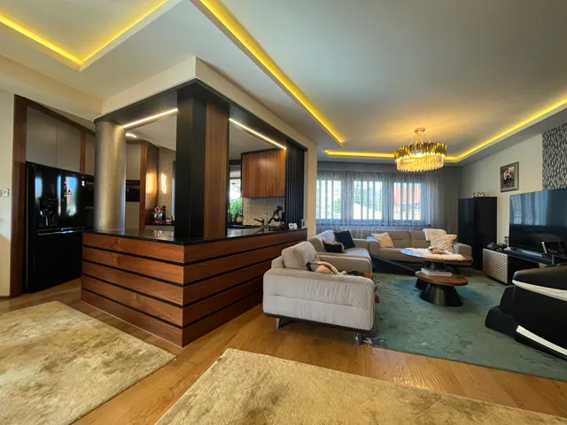 Eladó ház Kecskemét, Belváros 330 nm