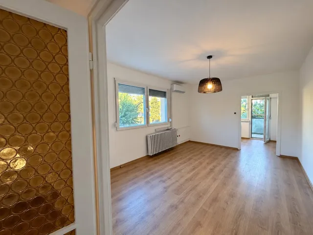 Eladó lakás Kecskemét, Hunyadiváros 82 nm