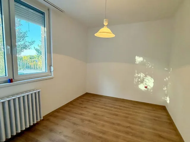 Eladó lakás Kecskemét, Hunyadiváros 82 nm
