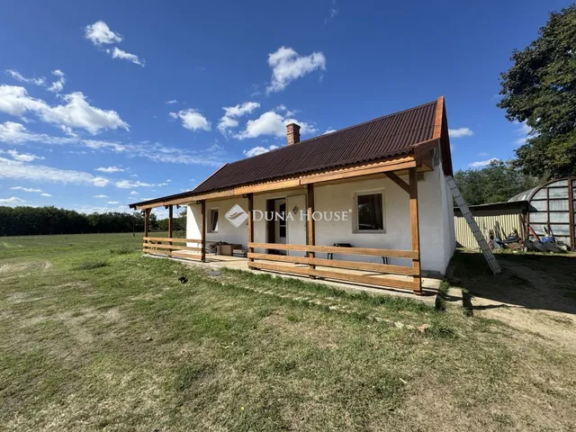 Eladó ház Lajosmizse 64 nm