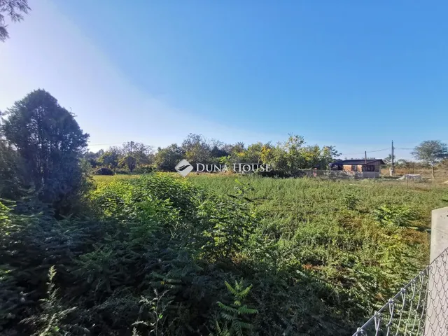 Eladó telek Kecskemét 1403 nm