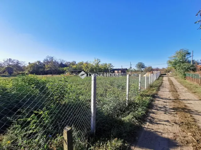 Eladó telek Kecskemét 1403 nm