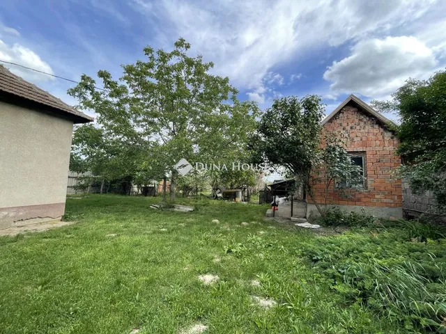 Eladó ház Városföld 90 nm