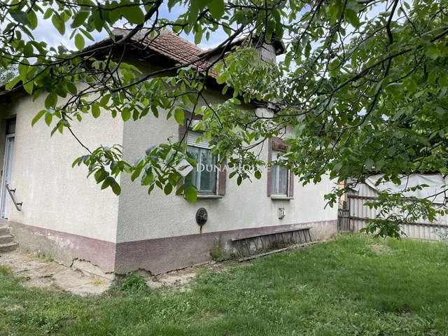 Eladó ház Városföld 90 nm
