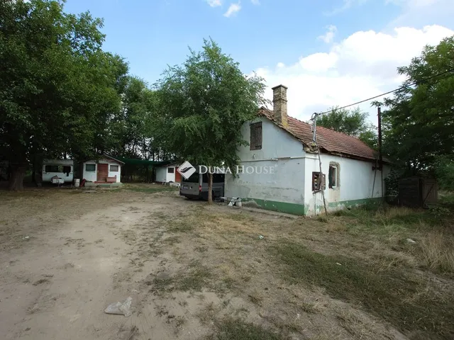 Eladó mezőgazdasági ingatlan Kecskemét 131 nm