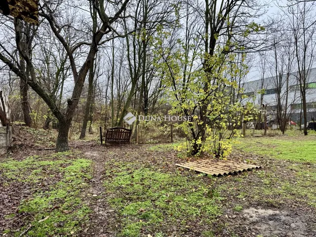 Eladó telek Kecskemét 942 nm