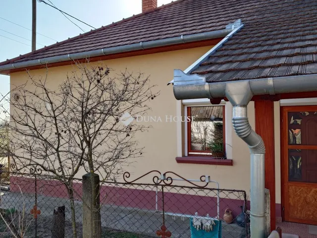 Eladó ház Ballószög 66 nm