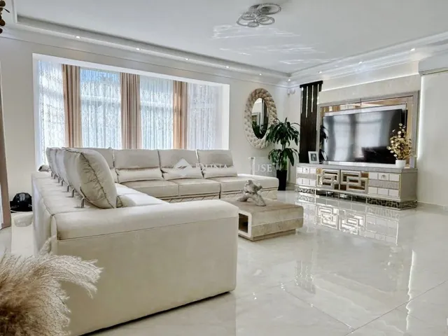 Eladó ház Halásztelek 356 nm