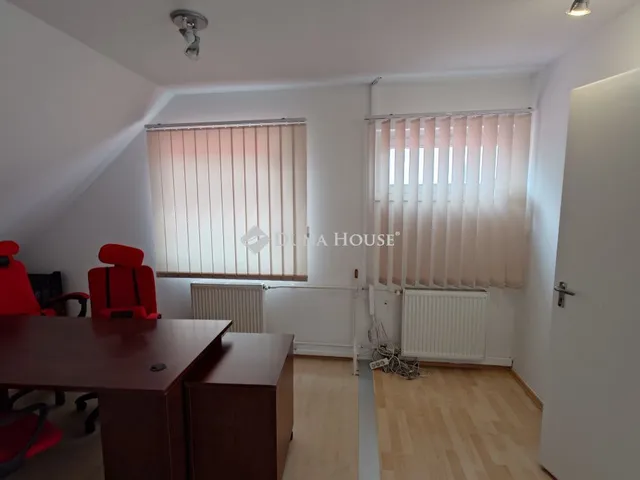 Kiadó kereskedelmi és ipari ingatlan Kecskemét