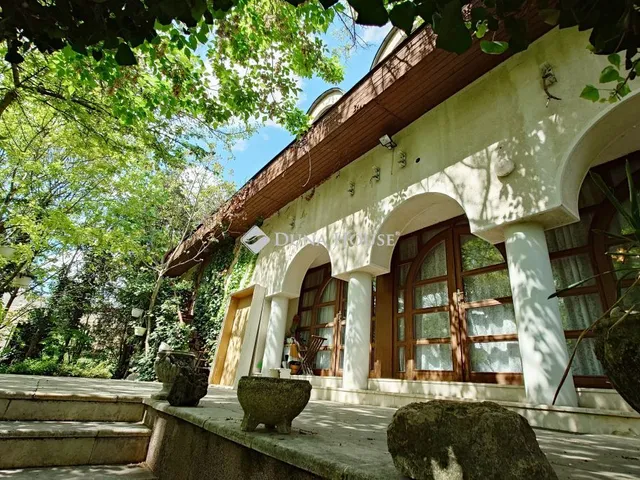 Eladó ház Kunszentmiklós 317 nm