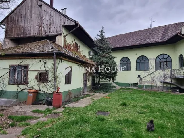 Eladó ház Kecskemét, Csongrádi út 554 nm