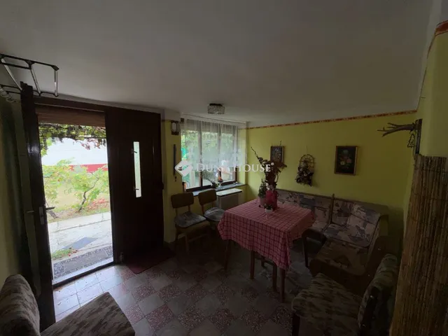 Eladó ház Tiszaug 80 nm