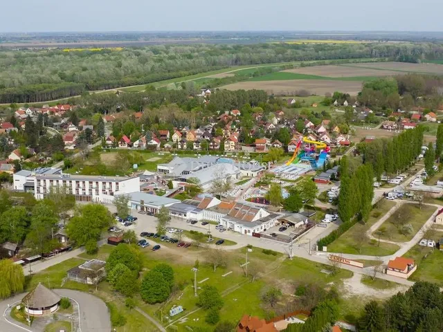 Eladó ház Tiszakécske 930 nm