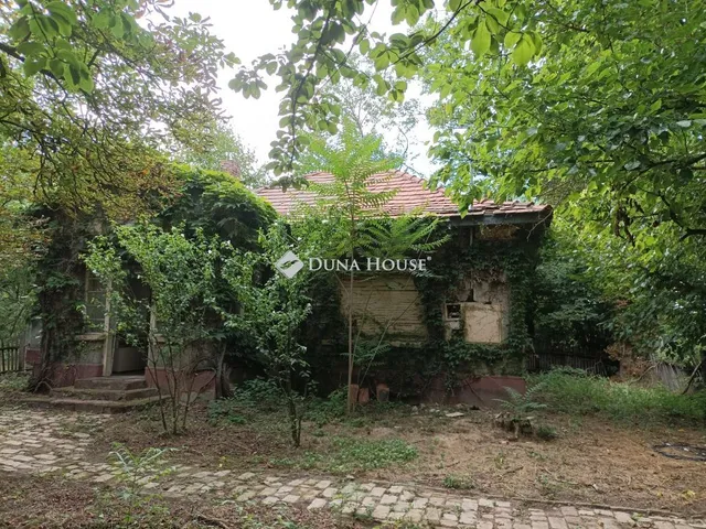Eladó mezőgazdasági ingatlan Kunbaracs 100 nm
