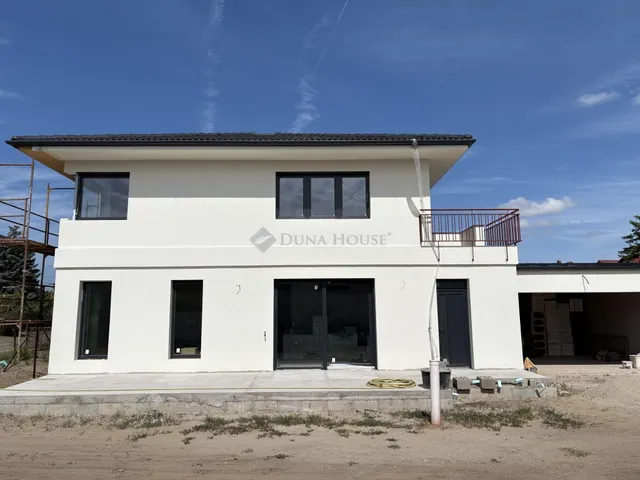 Eladó ház Kecskemét 185 nm
