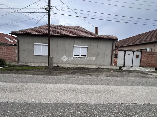 Eladó ház Kiskunfélegyháza 50 nm