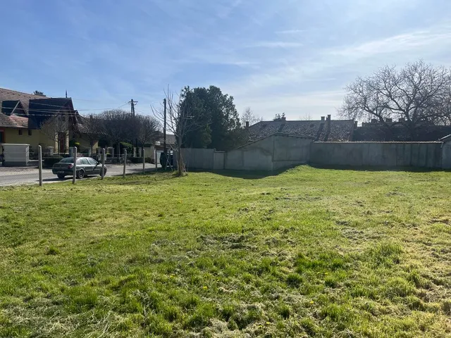 Eladó telek Izsák 577 nm