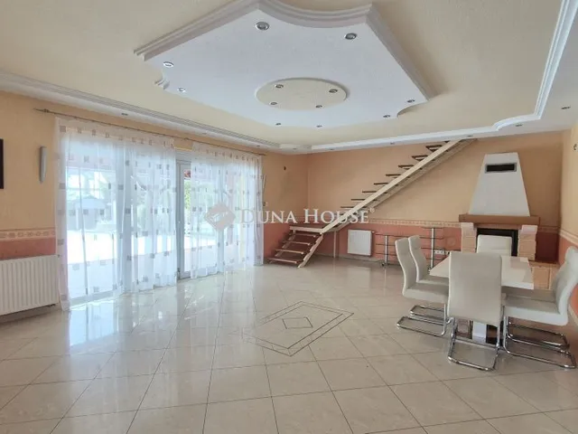 Kiadó ház Kecskemét 190 nm