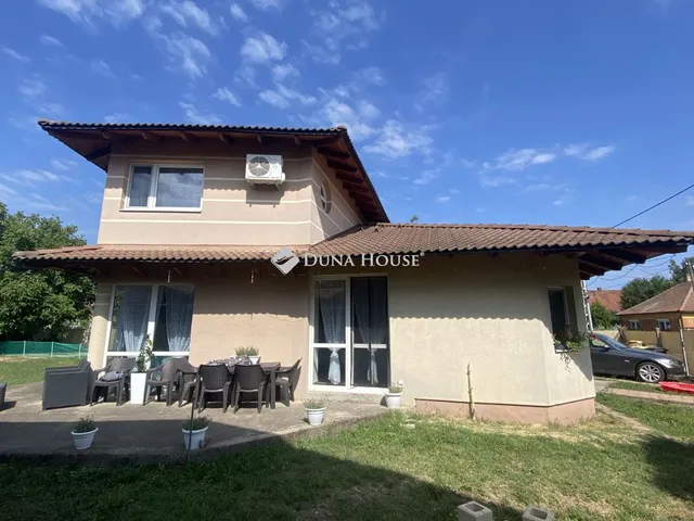 Eladó ház Kunszentmiklós 170 nm