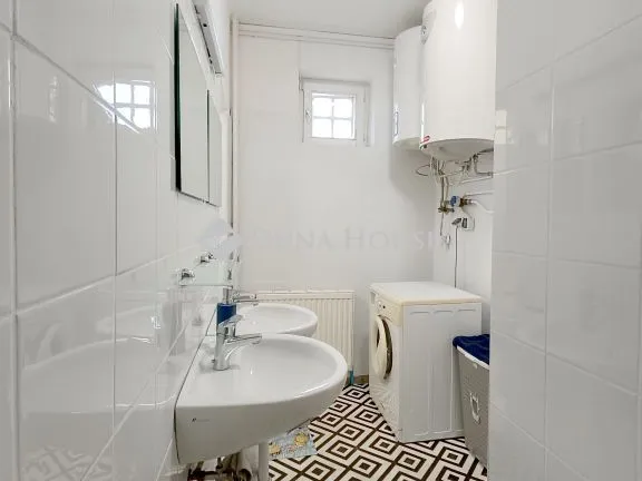 Kiadó ház Kecskemét 200 nm