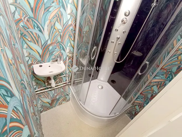 Kiadó ház Nagykőrös 100 nm