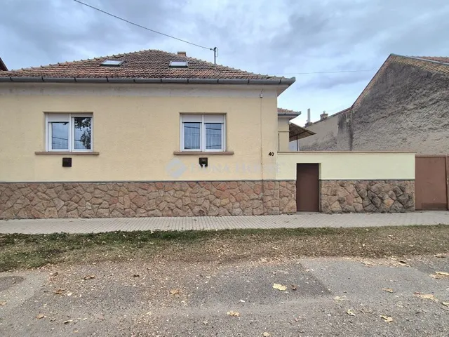 Eladó ház Lajosmizse 172 nm