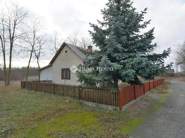 Kiadó kereskedelmi és ipari ingatlan Lajosmizse 50 nm