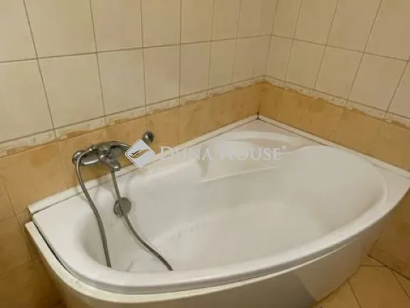 Eladó lakás Szolnok 47 nm