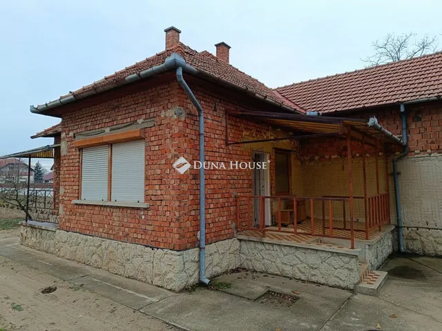 Eladó mezőgazdasági ingatlan Csongrád 85 nm