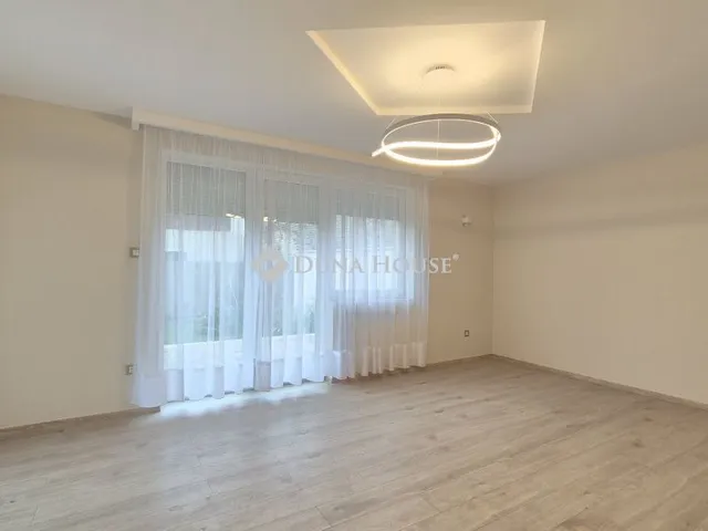 Kiadó ház Kecskemét 129 nm