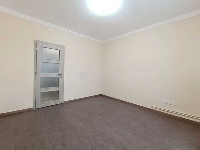 Kiadó lakás Kecskemét 77 nm