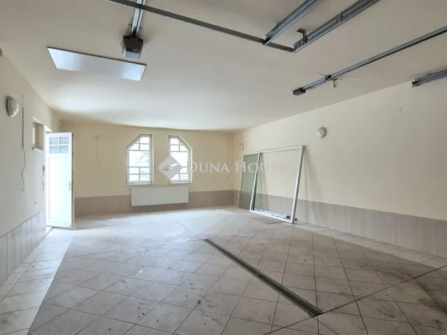 Kiadó ház Kecskemét 190 nm