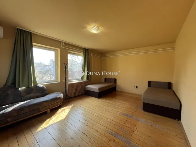 Kiadó ház Kecskemét 125 nm