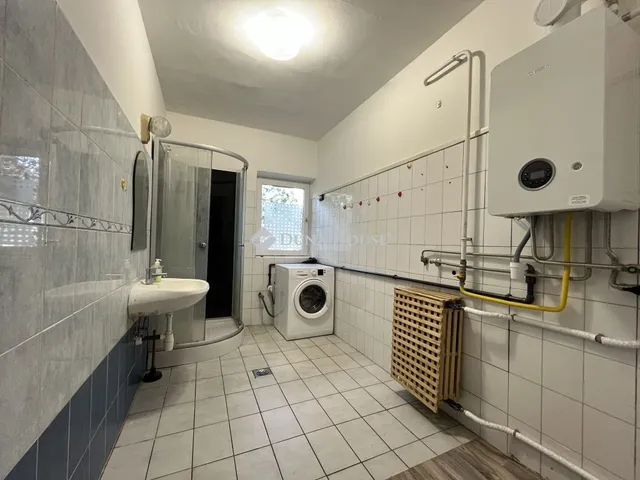 Kiadó ház Kecskemét, Talfája köz 125 nm