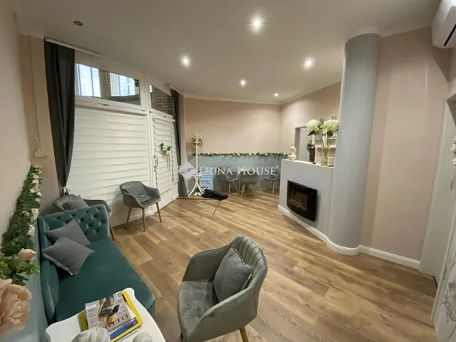 Eladó kereskedelmi és ipari ingatlan Kecskemét 66 nm