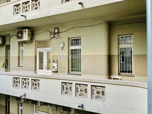 Eladó lakás Budapest VII. kerület, Károly körút 78 nm